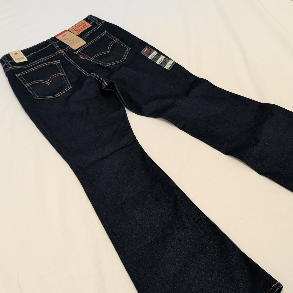 Levi's 726 Jeans Women's flare Leg high rise size 28x32. New. - Picture 12 of 14